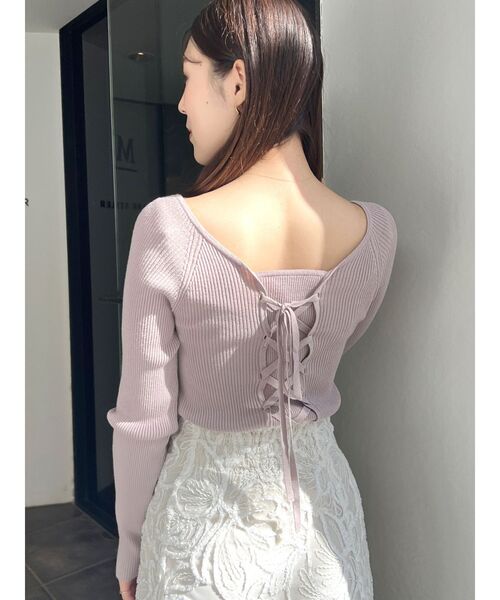 MERCURYDUO(マーキュリーデュオ)の「バックレースアップニット(ニット/セーター・レディース・ブラック/ブルー/アイボリー/ベージュ・FREE)」の3枚目の写真