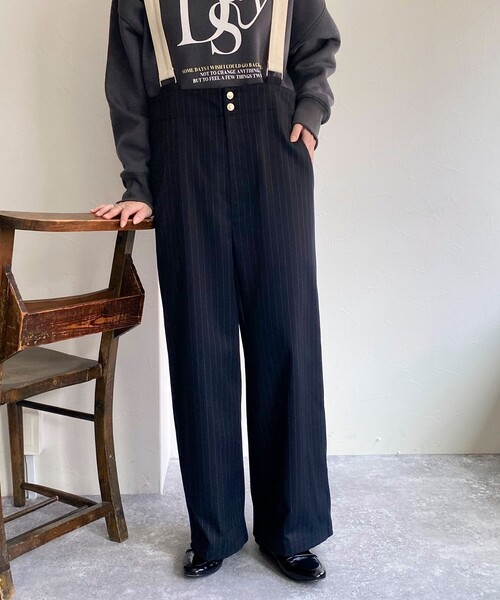 fredy emue（フレディエミュ）の「サスペンダー付きオーバーパンツ（サロペット/オーバーオール・レディース・ブラック系その他3/ブルー系その他7・38）」の8枚目の写真