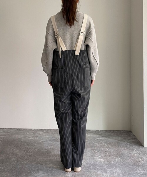 fredy emue（フレディエミュ）の「サスペンダー付きオーバーパンツ（サロペット/オーバーオール・レディース・ブラック系その他3/ブルー系その他7・38）」の21枚目の写真