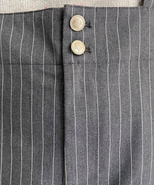 fredy emue（フレディエミュ）の「サスペンダー付きオーバーパンツ（サロペット/オーバーオール・レディース・ブラック系その他3/ブルー系その他7・38）」の22枚目の写真