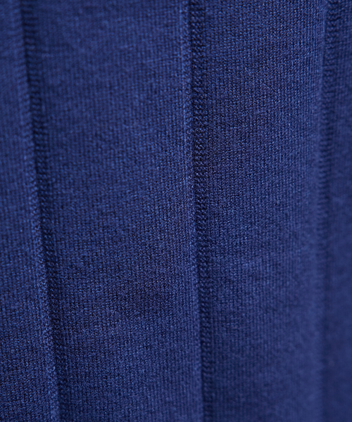 ABAHOUSE GRAY(アバハウスグレイ)の「【カシミアタッチ】シャドーストライプ タートルネック ニット(ニット/セーター・メンズ・グレイッシュベージュ/ブラック/ブルー/ホワイト・48/46)」の7枚目の写真