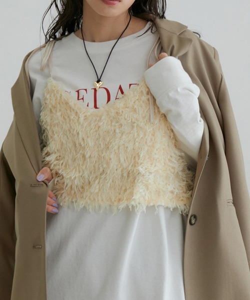 VIS（ビス）の「フェザーライクフリンジキャミソール（キャミソール