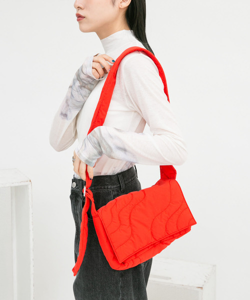 KBF（ケイビーエフ）の「キルティングデザインショルダーBAG（ショルダーバッグ・レディース・ブラック/オレンジ系その他/イエロー・ONE）」の19枚目の写真