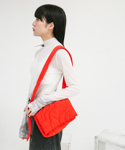 KBF（ケイビーエフ）の「キルティングデザインショルダーBAG（ショルダーバッグ・レディース・ブラック/オレンジ系その他/イエロー・ONE）」の20枚目の写真