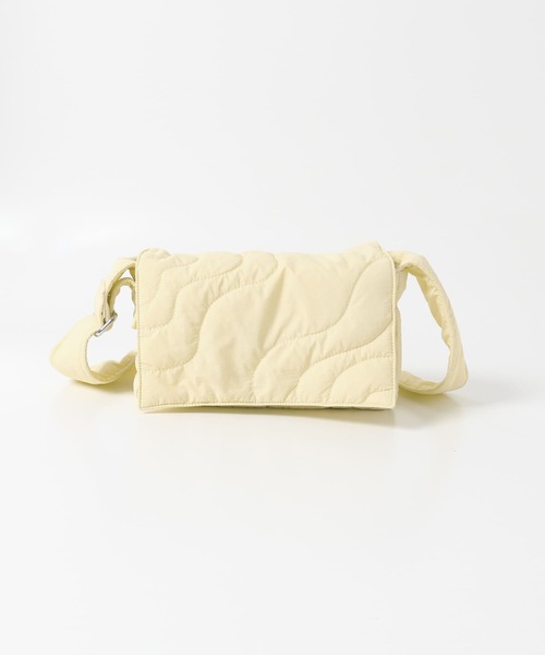 KBF（ケイビーエフ）の「キルティングデザインショルダーBAG（ショルダーバッグ・レディース・ブラック/オレンジ系その他/イエロー・ONE）」の4枚目の写真