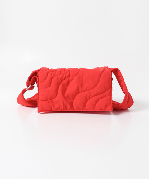 KBF（ケイビーエフ）の「キルティングデザインショルダーBAG（ショルダーバッグ・レディース・ブラック/オレンジ系その他/イエロー・ONE）」の5枚目の写真