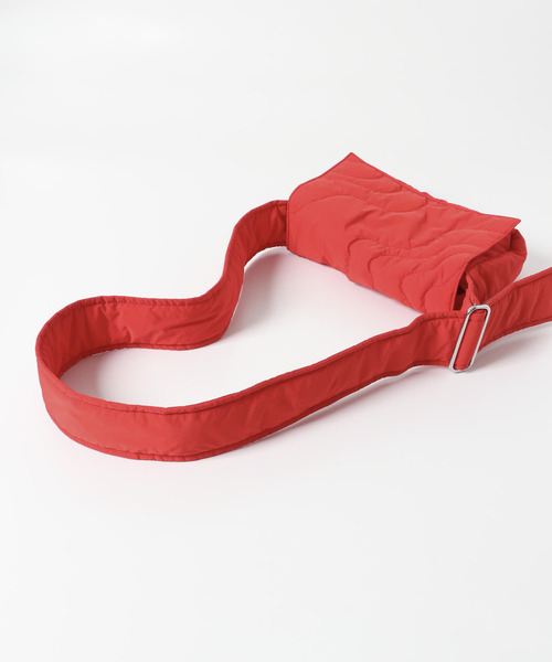 KBF（ケイビーエフ）の「キルティングデザインショルダーBAG（ショルダーバッグ・レディース・ブラック/オレンジ系その他/イエロー・ONE）」の8枚目の写真