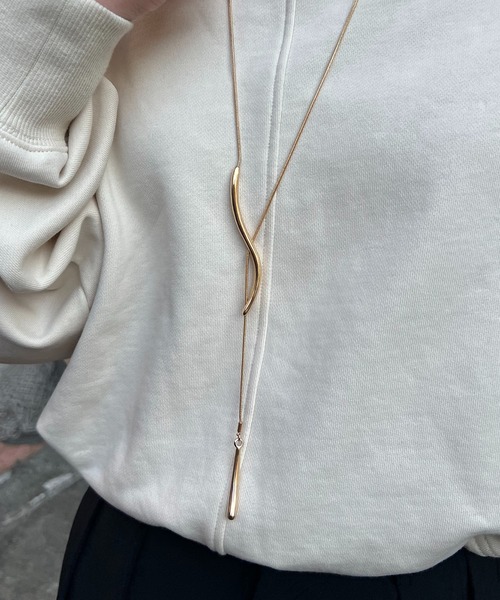 GOLDY(ゴールディ)の「〈GOLDY/ゴールディ〉ウェーブラインロングネックレス(ネックレス・レディース・ゴールド/シルバー・FREE)」の8枚目の写真