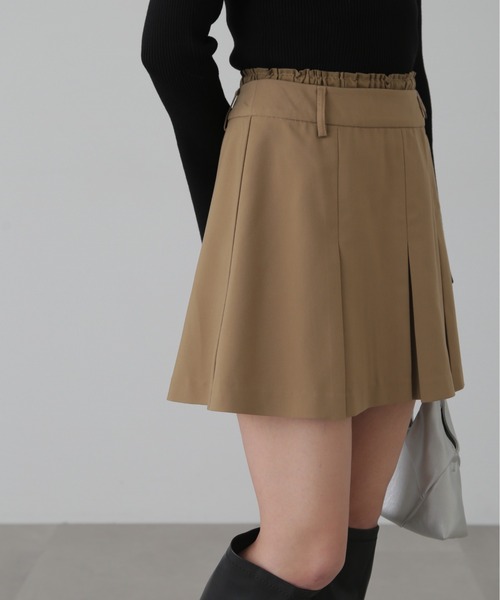 FREE'S MART(フリーズマート)の「◆ダブルウエストプリーツミニスカート(スカート・レディース・ブラック/ベージュ・SMALL/MEDIUM)」の14枚目の写真