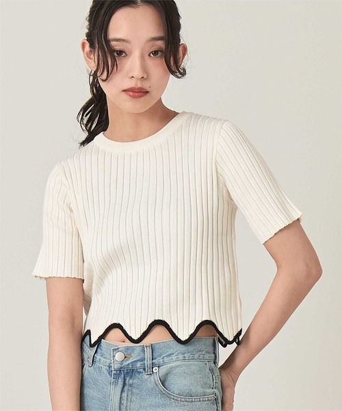 miette(ミエット)の「ウェーブヘムショートリブトップス(ニット/セーター・レディース・カーキ/レッド/オフホワイト/ブルー・FREE)」の5枚目の写真