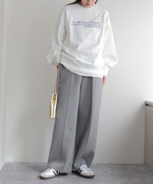 fredy emue（フレディエミュ）の「ハート刺繍ボリューム裏毛プルオーバー（スウェット・レディース・オフホワイト/グレー/ベビーピンク・38）」の14枚目の写真