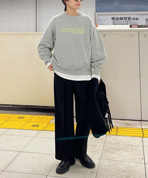 fredy emue（フレディエミュ）の「ハート刺繍ボリューム裏毛プルオーバー（スウェット・レディース・オフホワイト/グレー/ベビーピンク・38）」の16枚目の写真