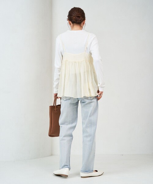 FREAK'S STORE(フリークスストア)の「WEB限定 ストレート デニム(デニムパンツ・レディース・ブラック/ネイビー/サックスブルー/ブルー/チャコール・24/25/26/27/28)」の14枚目の写真