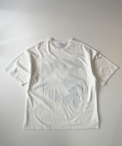 ムラサキスポーツ(ムラサキスポーツ)の「DEAR LAUREL/ディアローレル Tシャツ Graphic T-shirts "Flower D" D24S2108(Tシャツ/カットソー・メンズ・ブラック/ホワイト・M/L)」の4枚目の写真