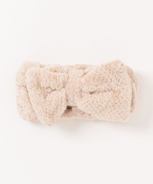 VIBGYOR Women（ヴィブジョー　ウィメン）の「【float】ふわふわ もこもこ リボン くすみカラー ヘアバンド（ヘアバンド・レディース・ブラウン/ピンク/ベージュ/グレイッシュベージュ/オフホワイト・FREE）」の3枚目の写真