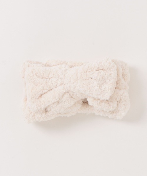 VIBGYOR Women（ヴィブジョー　ウィメン）の「【float】ふわふわ もこもこ リボン くすみカラー ヘアバンド（ヘアバンド・レディース・ブラウン/ピンク/ベージュ/グレイッシュベージュ/オフホワイト・FREE）」の12枚目の写真