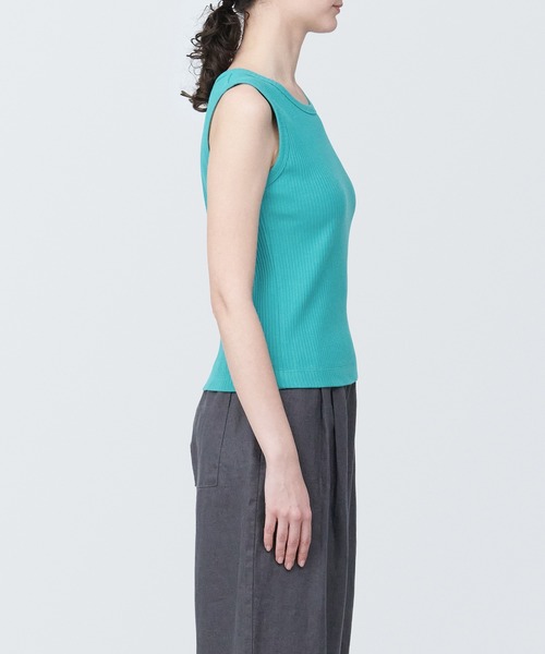 無印良品（ムジルシリョウヒン）の「婦人　ランダムリブタンクトップ（タンクトップ・レディース・オフホワイト/ライトグレー系2/ライトグリーン/ベージュ系1/オレンジ/ブラック・XL/L/M/S/XS）」の20枚目の写真