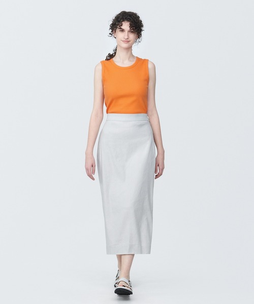 無印良品（ムジルシリョウヒン）の「婦人　ランダムリブタンクトップ（タンクトップ・レディース・オフホワイト/ライトグレー系2/ライトグリーン/ベージュ系1/オレンジ/ブラック・XL/L/M/S/XS）」の13枚目の写真