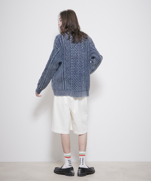 ADAM ET ROPE'(アダムエロペ)の「バルキーケーブル ストーンウォッシュカーディガン / ルーズシルエット(カーディガン/ボレロ・メンズ・スミクロ/ブルー系その他4・L/M)」の16枚目の写真