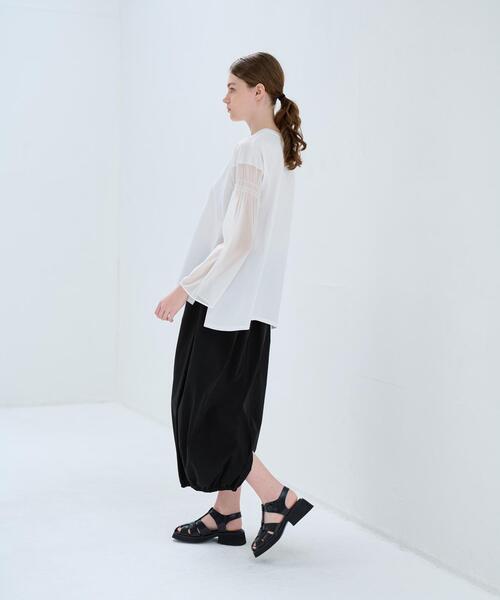 LANVIN en Bleu(ランバンオンブルー)の「チュールシャーリングスリーブカットソー(Tシャツ/カットソー・レディース・ブラック/オフホワイト・38)」の5枚目の写真