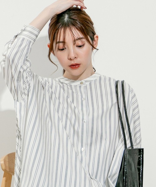 Jayro（ジャイロ）の「TCスパンバックキャザーブラウス（シャツ/ブラウス・レディース・ホワイト系その他2/オフホワイト/ブルー/ラベンダー/ホワイト系その他・FREE）」の8枚目の写真