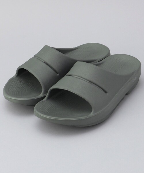 OOFOS（ウーフォス）の「OOFOS/ウーフォス Ooahh/ウーアー/スライドサンダル（サンダル・メンズ・ブラック/グレー/ベージュ/オリーブ/ライトグレー・9/7/8）」の5枚目の写真