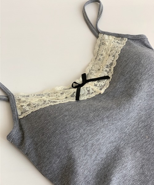 Vipoa(ヴィポア)の「Mini ribbon lace top camisole(キャミソール・レディース・アイボリー/グレー/ホワイト系その他/ブラック系その他・FREE)」の8枚目の写真