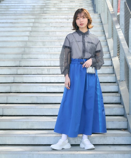 RAGEBLUE（レイジブルー）の「ウエストギャザー/ベルトフレアトラックスカート（スカート・レディース・ブラック/ブルー・FREE）」の12枚目の写真