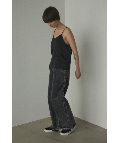 BLACK BY MOUSSY(ブラックバイマウジー)の「satin camisole(サテンキャミソール)(キャミソール・レディース・オフホワイト/ブルー/ブラック・FREE)」の11枚目の写真