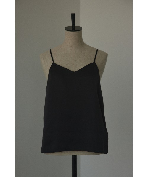 BLACK BY MOUSSY(ブラックバイマウジー)の「satin camisole(サテンキャミソール)(キャミソール・レディース・オフホワイト/ブルー/ブラック・FREE)」の17枚目の写真
