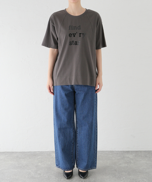 La TOTALITE（ラトータリテ）の「【Munich/ミューニック】cotton jersey（Tシャツ/カットソー・レディース・ホワイト/チャコールグレー/キャメル/ラベンダー・FREE）」の14枚目の写真