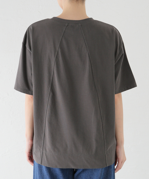 La TOTALITE（ラトータリテ）の「【Munich/ミューニック】cotton jersey（Tシャツ/カットソー・レディース・ホワイト/チャコールグレー/キャメル/ラベンダー・FREE）」の17枚目の写真