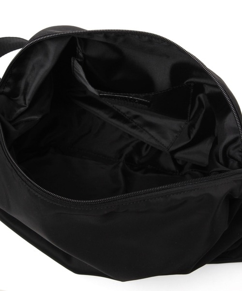 LAKOLE(ラコレ)の「サイドドロストショルダーバッグ / 116771(ショルダーバッグ・レディース・ブラック/ライトグリーン/ライトグレー・FREE)」の13枚目の写真