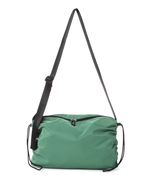 LAKOLE(ラコレ)の「サイドドロストショルダーバッグ / 116771(ショルダーバッグ・レディース・ブラック/ライトグリーン/ライトグレー・FREE)」の4枚目の写真