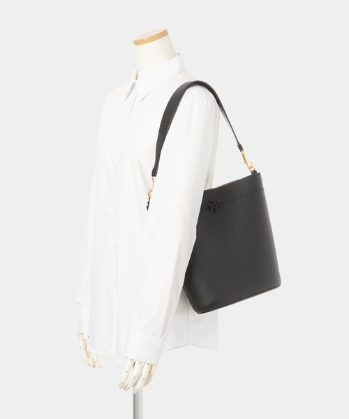 ECHELLE Liberte（エシェルリベルテ）の「TORY BURCH MCGRAW BUCKET BAG リーバーチ マックグロー バケットバッグ（ショルダーバッグ・レディース・ライトブラウン/ブラック・FREE）」の10枚目の写真