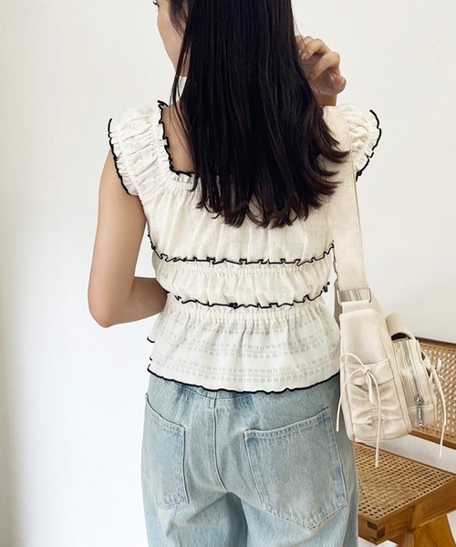 one after another NICE CLAUP（ワンアフターアナザーナイスクラップ）の「フリルメロービスチェ（タンクトップ・レディース・ブラック/レッド/アイボリー・FREE）」の17枚目の写真