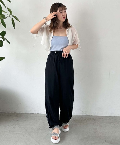 archives（アルシーヴ）の「ドロストハーフスリーブシャツ（シャツ/ブラウス・レディース・モカ/アイボリー/ブラック・MEDIUM）」の9枚目の写真