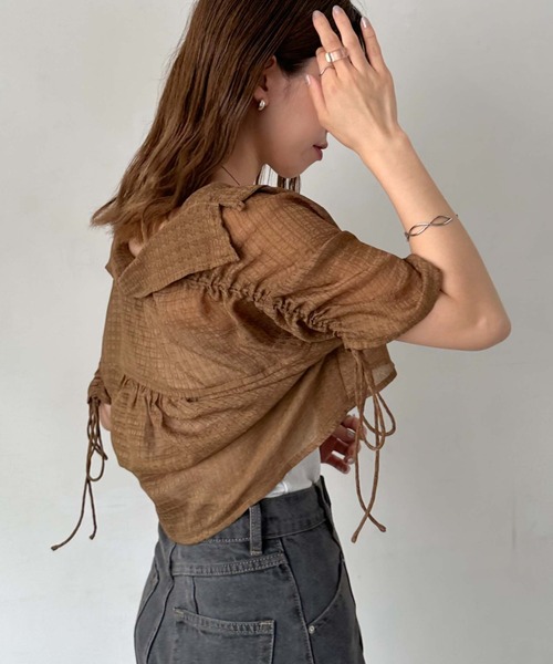 archives（アルシーヴ）の「ドロストハーフスリーブシャツ（シャツ/ブラウス・レディース・モカ/アイボリー/ブラック・MEDIUM）」の13枚目の写真