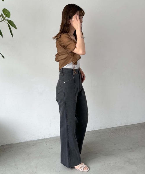 archives（アルシーヴ）の「ドロストハーフスリーブシャツ（シャツ/ブラウス・レディース・モカ/アイボリー/ブラック・MEDIUM）」の16枚目の写真