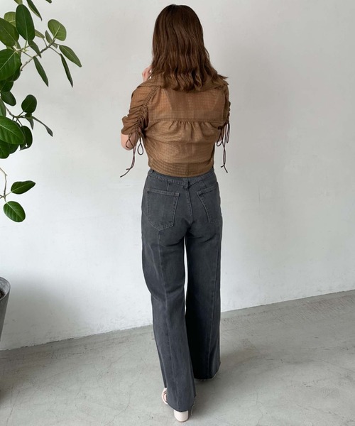 archives（アルシーヴ）の「ドロストハーフスリーブシャツ（シャツ/ブラウス・レディース・モカ/アイボリー/ブラック・MEDIUM）」の17枚目の写真