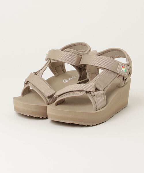 Arnold Palmer（アーノルドパーマー）の「アーノルドパーマー Arnold Palmer FOOTWEAR スポーツサンダル 5501（サンダル・レディース・ベージュ/ブラック・LL/S/M/L）」の2枚目の写真