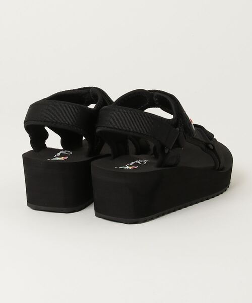 Arnold Palmer（アーノルドパーマー）の「アーノルドパーマー Arnold Palmer FOOTWEAR スポーツサンダル 5501（サンダル・レディース・ベージュ/ブラック・LL/S/M/L）」の3枚目の写真