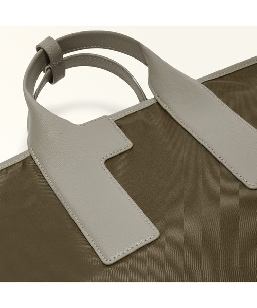 【セール】FURLA PIUMA M TOTE（トートバッグ）｜FURLA（フルラ）