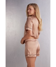Intimissimi（インティミッシミ）の「シルク＆レース ショートパンツ（ルームウェア/パジャマ）」
