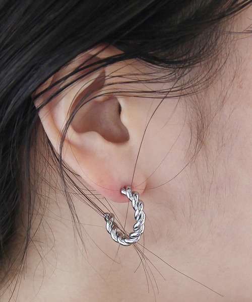 abaskdesign(アバスクデザイン)の「金属アレルギー対応 ツイストステンレスピアス S(ピアス(両耳用)・レディース・シルバー/ゴールド・FREE)」の10枚目の写真