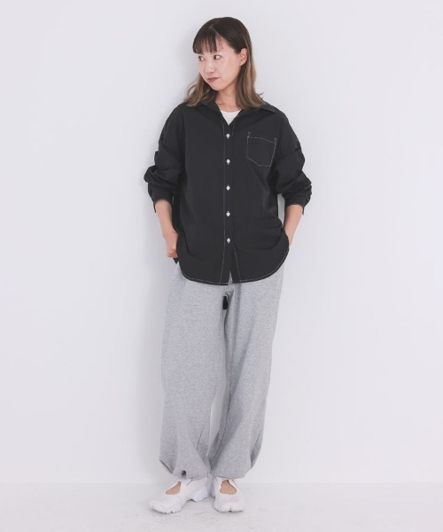 pufe(ピュフェ)の「【pufe】撥水ベーシックシャツ(シャツ/ブラウス・レディース・ブラック/ホワイト・ONE)」の4枚目の写真