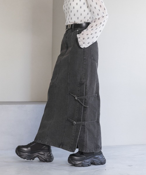 PAGEBOY(ページボーイ)の「サイドベルトデニムスカート(デニムスカート・レディース・ブルー/ブラック・SMALL/MEDIUM)」の13枚目の写真