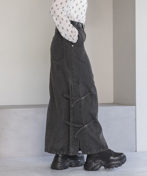 PAGEBOY(ページボーイ)の「サイドベルトデニムスカート(デニムスカート・レディース・ブルー/ブラック・SMALL/MEDIUM)」の16枚目の写真