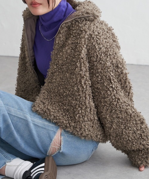 VENCEEXCHANGE（ヴァンスエクスチェンジ）の「プードルファースタンドジャケット/スタンドカラー/ショートジャケット（ブルゾン・レディース・ブラウン/ライトグレー・M）」の2枚目の写真