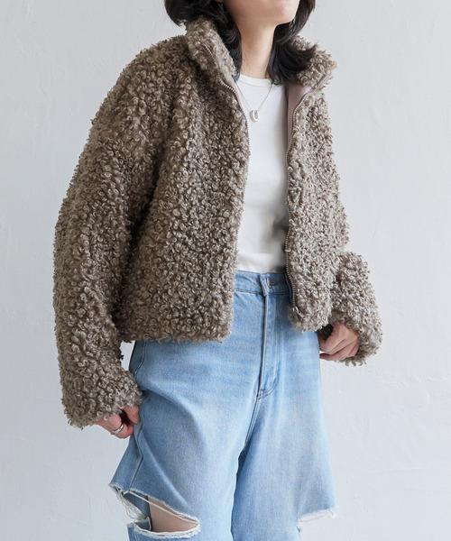 VENCEEXCHANGE（ヴァンスエクスチェンジ）の「プードルファースタンドジャケット/スタンドカラー/ショートジャケット（ブルゾン・レディース・ブラウン/ライトグレー・M）」の4枚目の写真